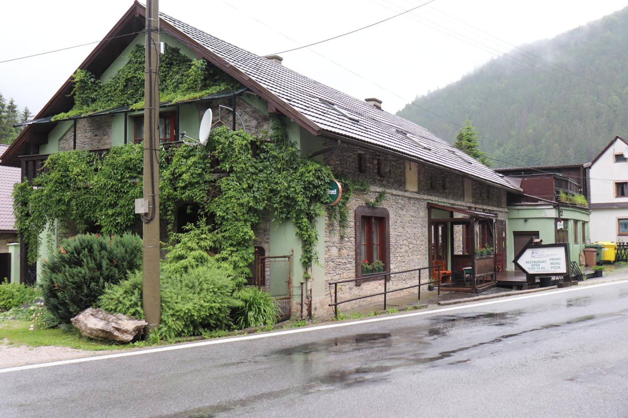 Stratená 斯达卡玛宾馆酒店 外观 照片